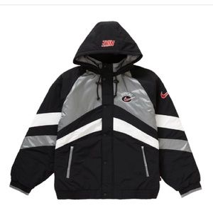 Supreme Nike hooded sport Jacket!
